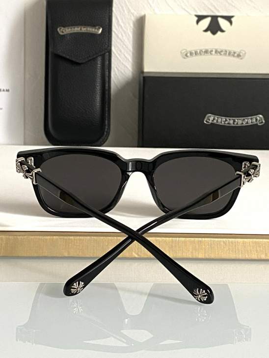 Picture of Chrome Hearts Sunglasses _SKUfw73376685fw